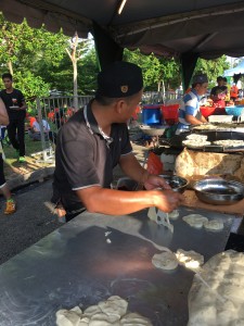 Food tentage is where all the Roti Chanai and Bee Hoon are being dished out